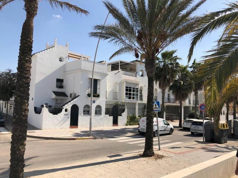 Duplex En Primera Linea De Playa 15 サンルーカル・デ・バラメダ エクステリア 写真